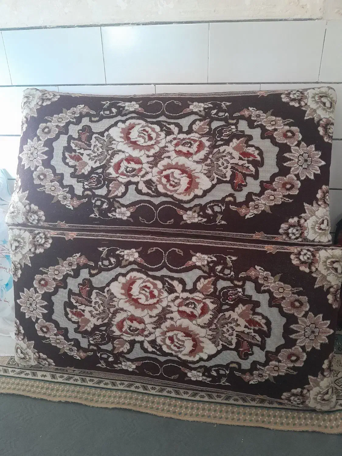 پشتی|پشتی|اراک, |دیوار