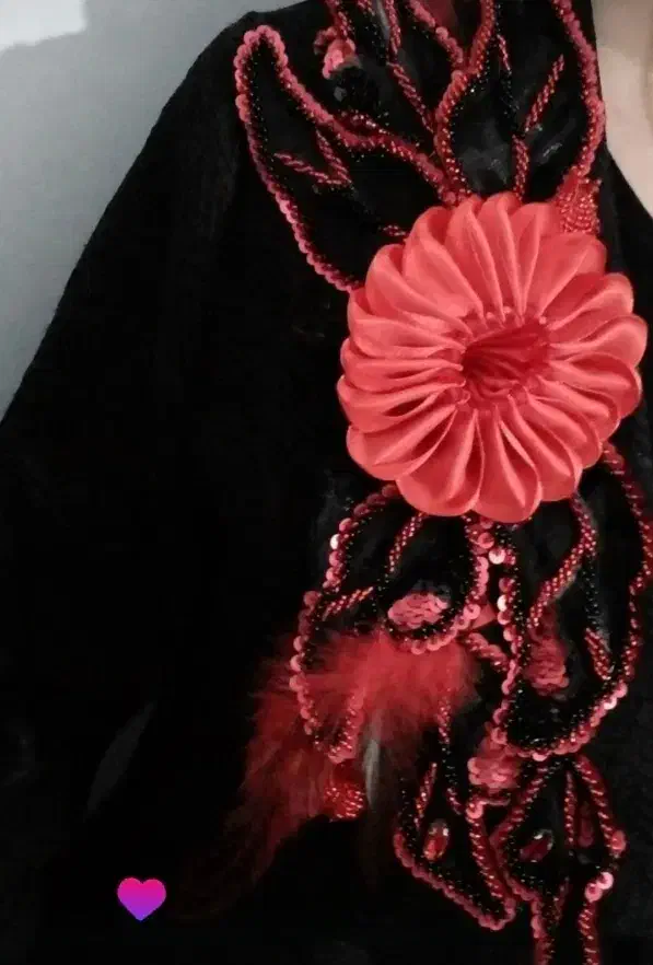 پذیرش سفارش جواهر دوزی لباس|لباس|سرپل ذهاب, |دیوار