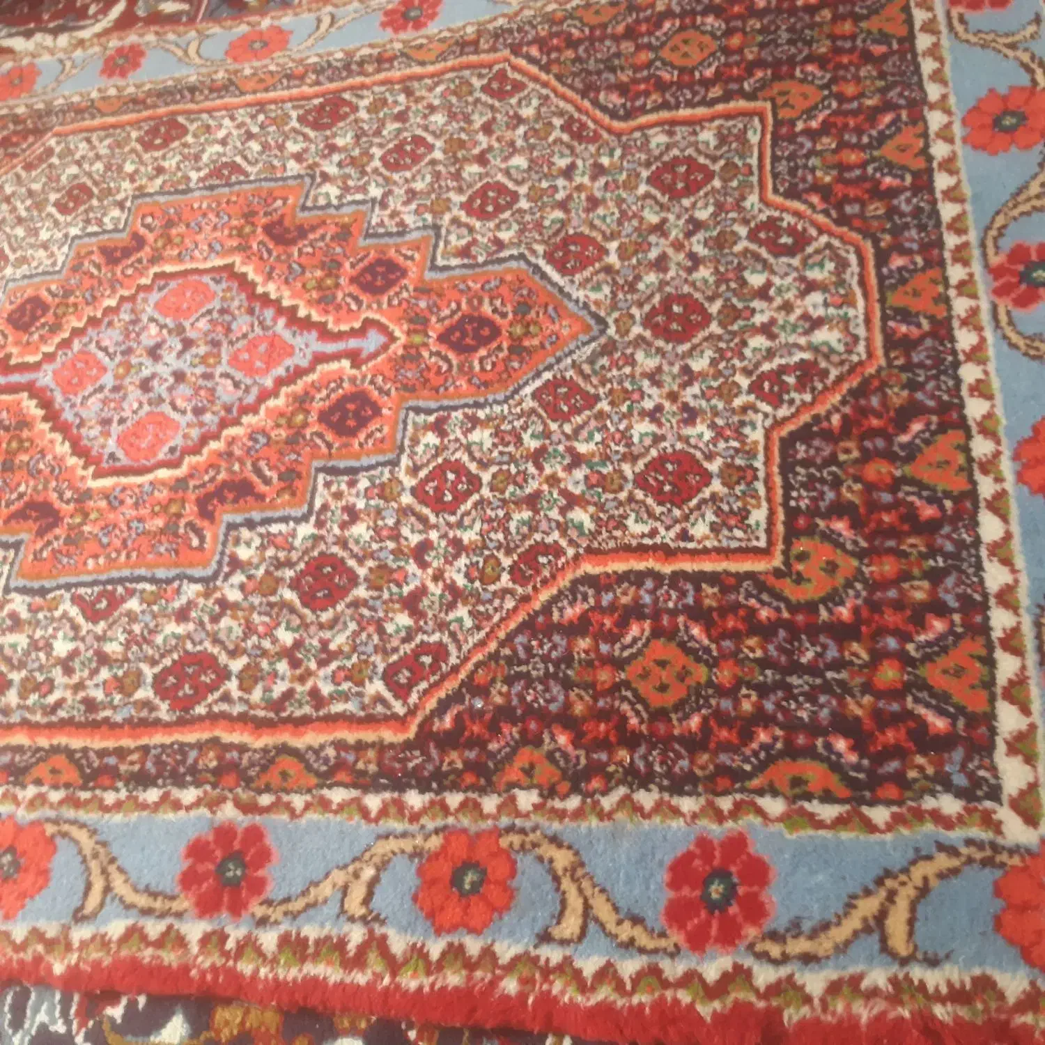 پشتی کارکرده سالم|پشتی|سنندج, |دیوار