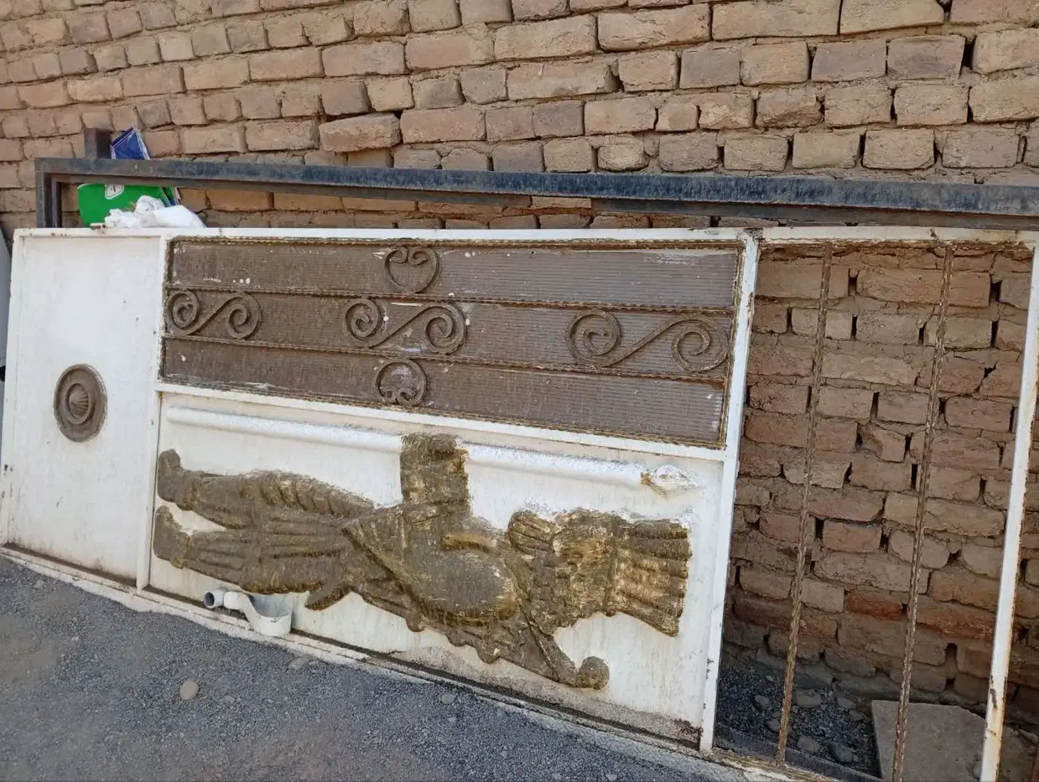 درب ورودی و پنجره|مصالح و تجهیزات ساختمان|همدان, |دیوار