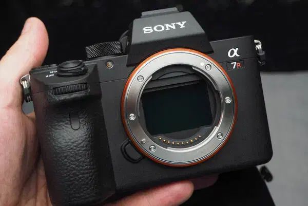 Sony A7R IIIa Mirrorless Digital Camera Body Only|دوربین عکاسی و فیلمبرداری|تهران, دریا|دیوار