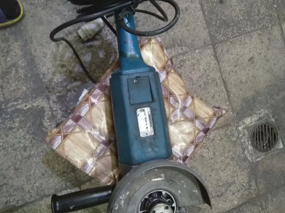 فرز بوش ۱۳۳۲|ابزارآلات|تهران, هفت چنار|دیوار