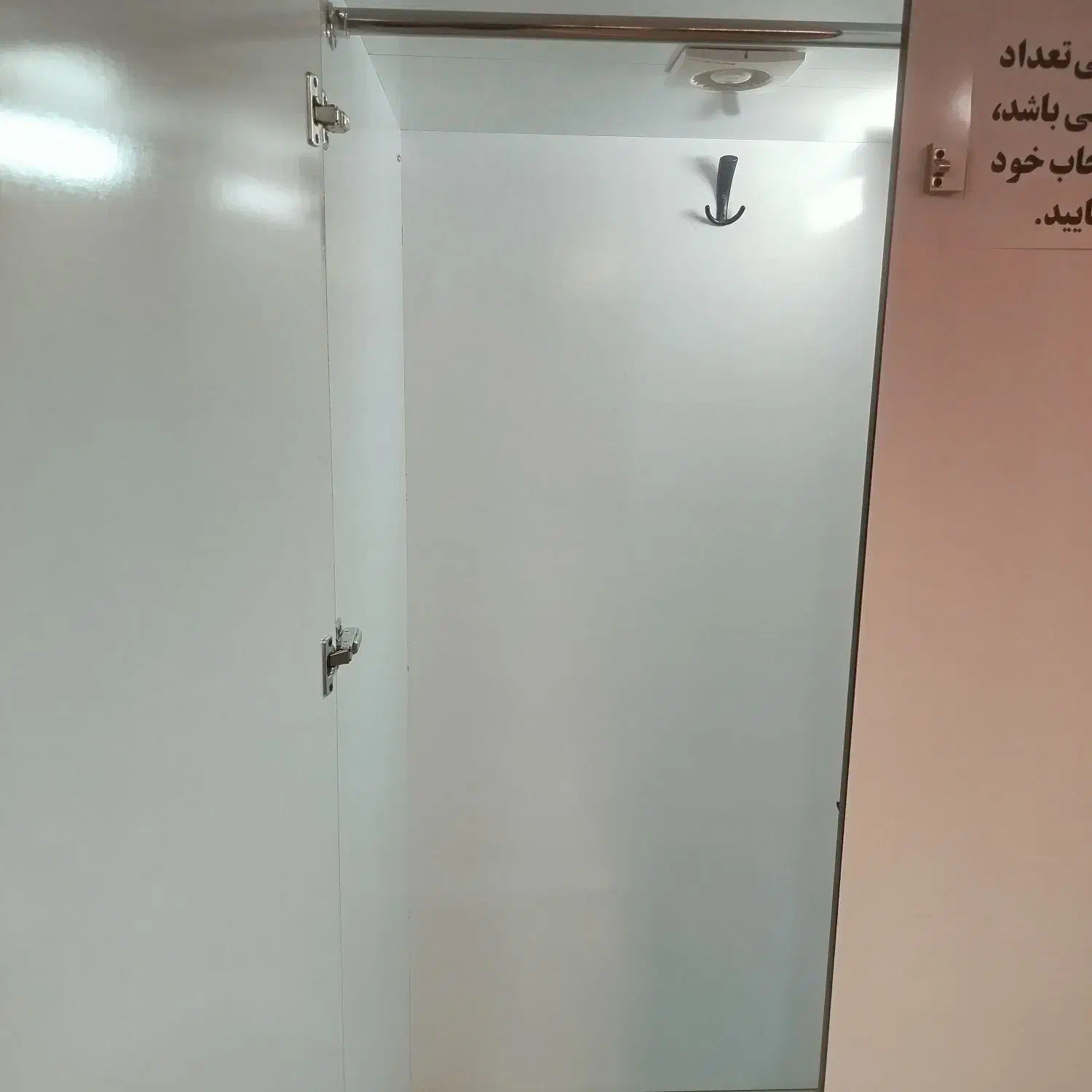 رگال سی اتاق پرو ام دی اف دو عدد کانتر سالمه سالم|فروشگاه و مغازه|قم, زنبیل آباد|دیوار