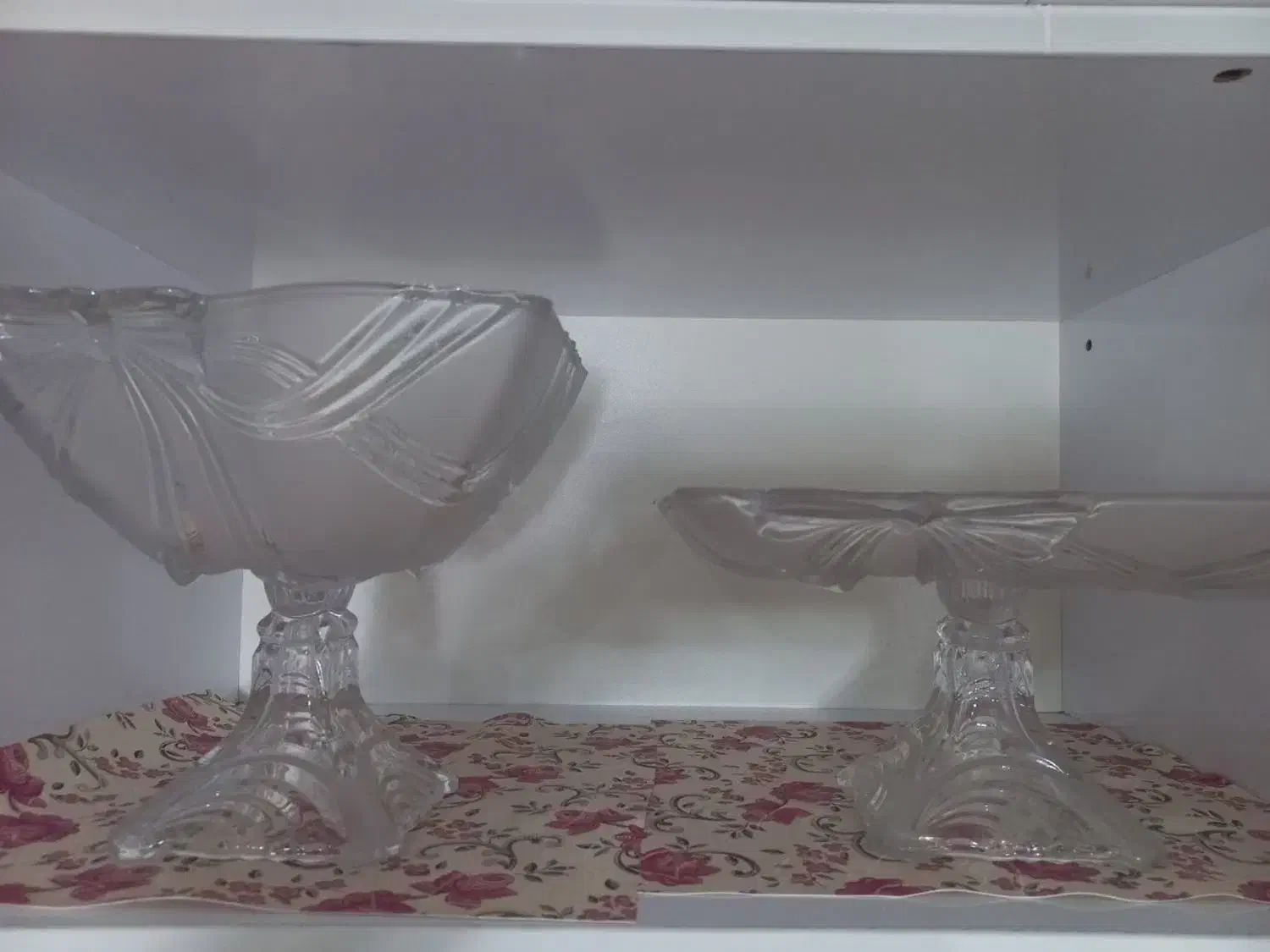 بلور خارجی میوه و شیرینی خوری با جعبه|ظروف سرو و پذیرایی|قم, هنرستان|دیوار