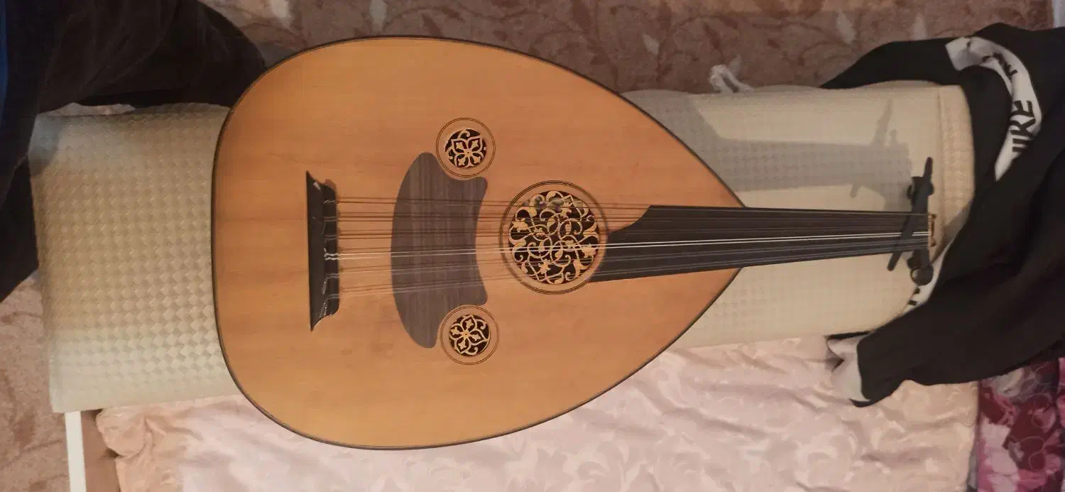 فروش ساز عود|سازهای سنتی|خرم‌آباد, |دیوار