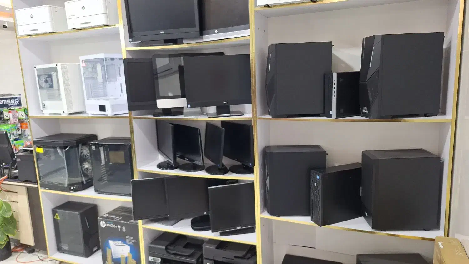 فروش انواع مانیتور  استوک و آکبند|قطعات و لوازم جانبی رایانه|شهرکرد, |دیوار