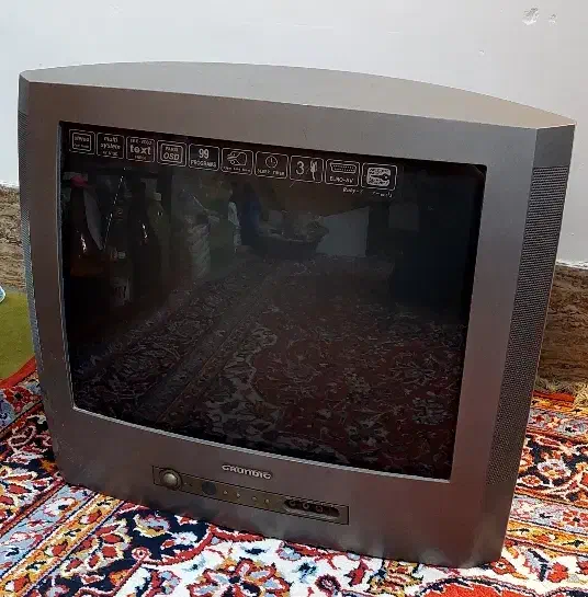 تلوزیون ۲۱ اینچ GRUNDIG|تلویزیون و پروژکتور|جهرم, |دیوار