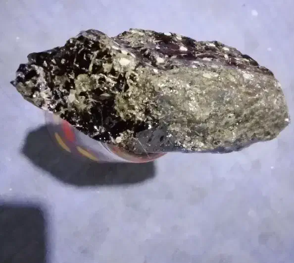 شهاب سنگ|جواهرات|تهران, فلسطین (میدان انقلاب)|دیوار