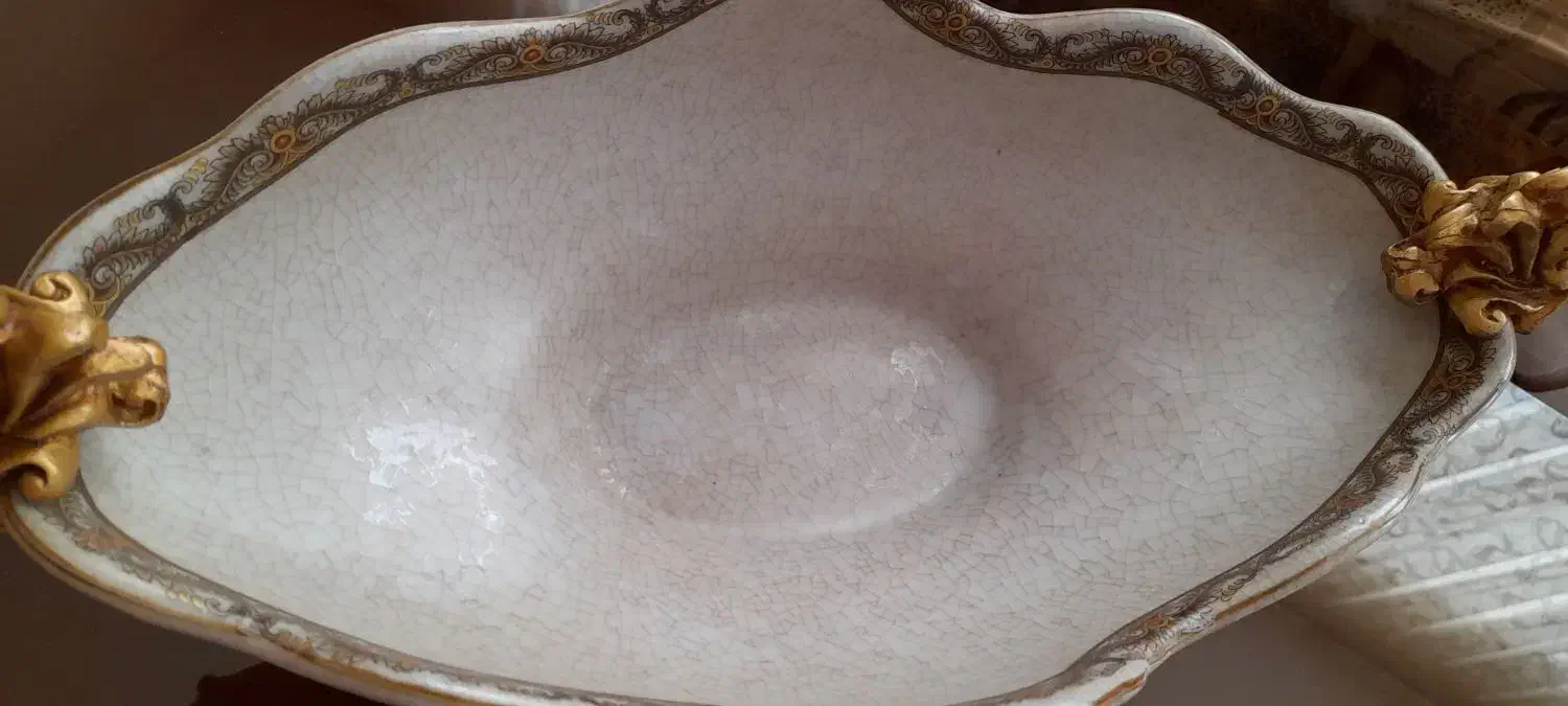 کشکول زیر خاکی|کلکسیون اشیاء عتیقه|سهند, |دیوار