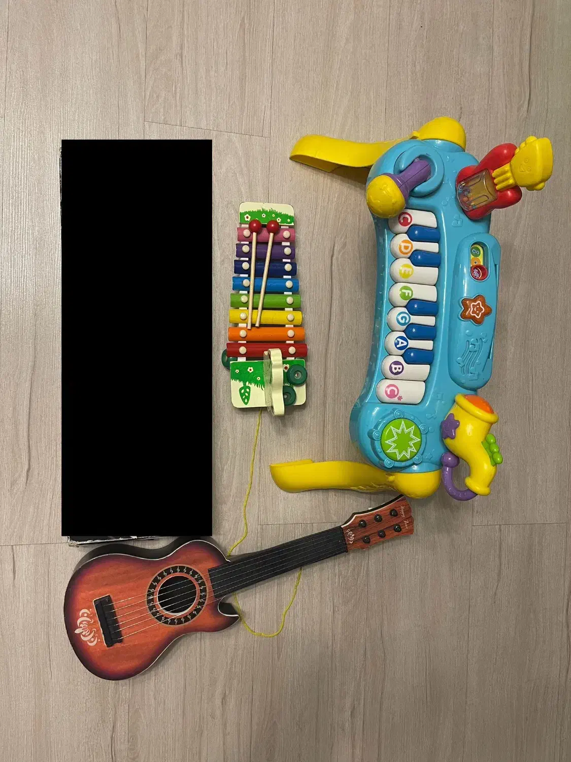 اسباب بازی|اسباب‌بازی بچه|تهران, دبستان|دیوار