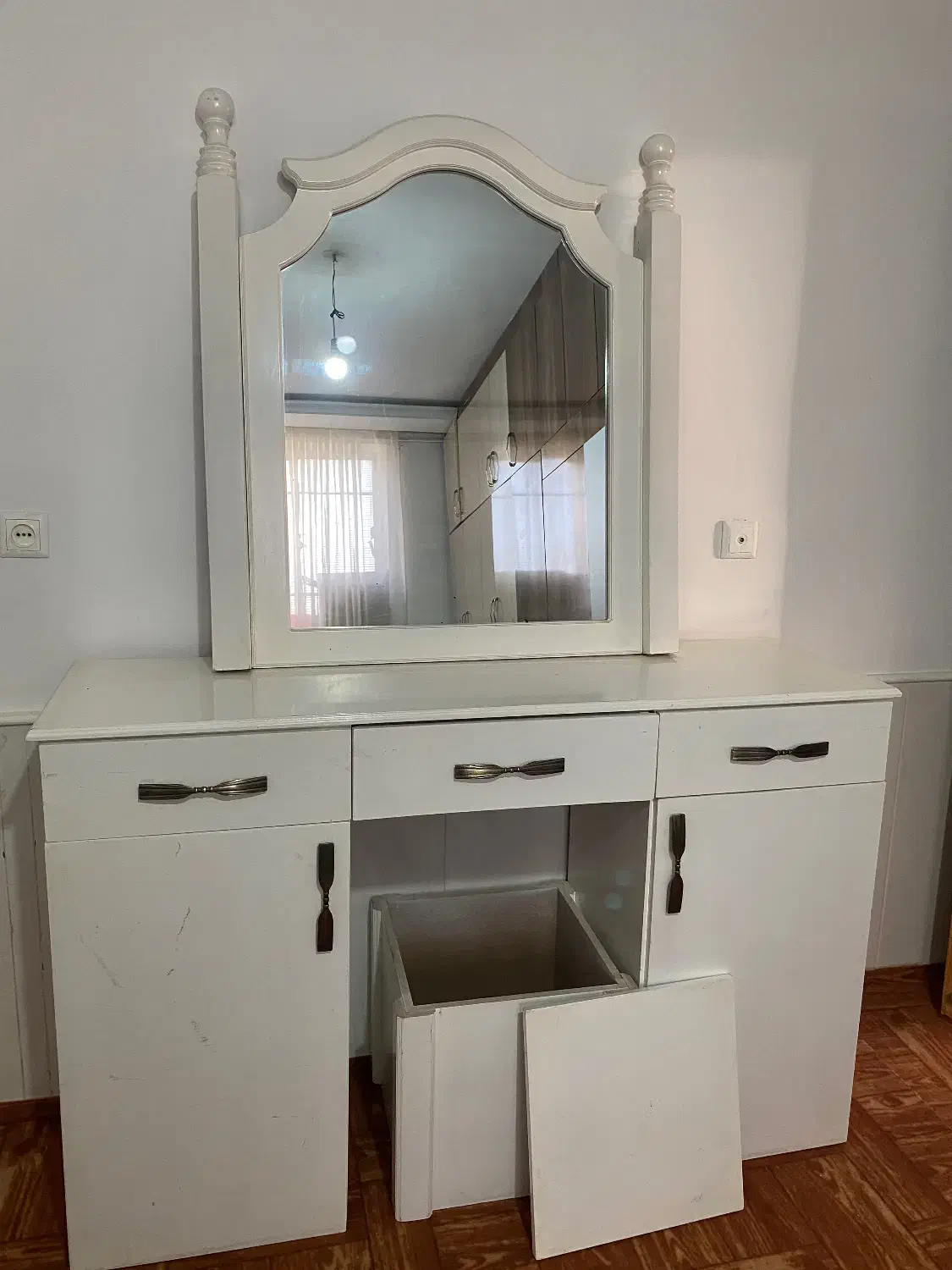 میز آرایش|جاکفشی، کمد، دراور|نیشابور, مازول|دیوار