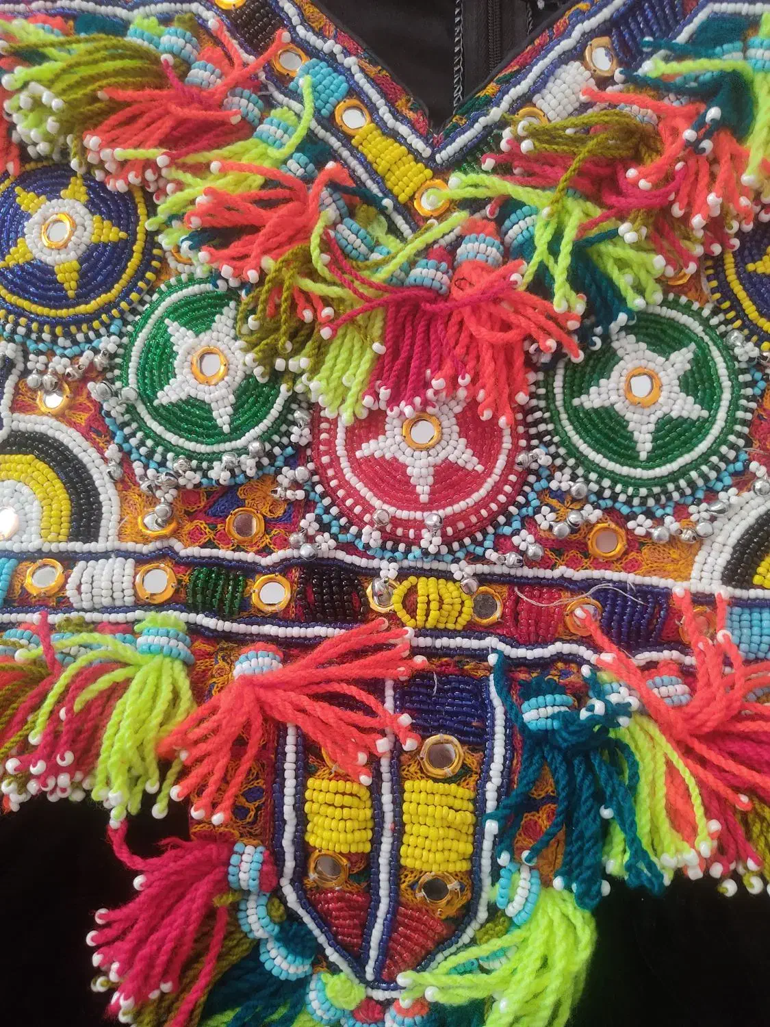 لباس محلی|لباس|تربت‌حیدریه, منصوریه|دیوار