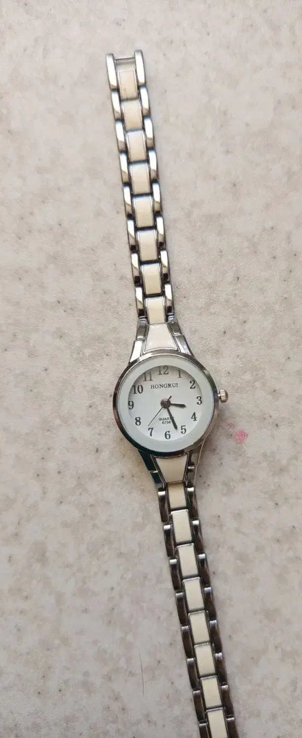 ساعت مچی|ساعت|ماهدشت, |دیوار