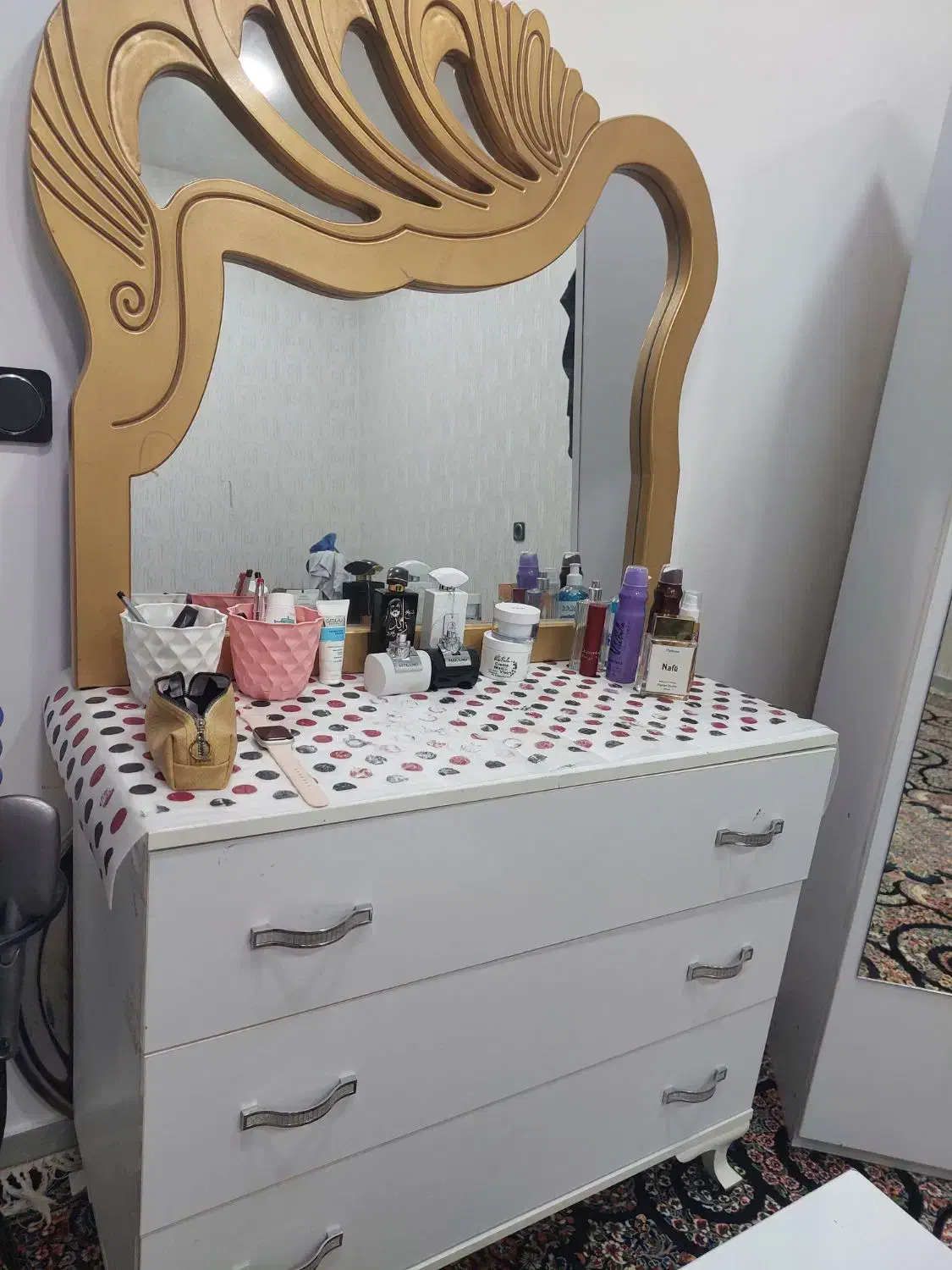 سرویس خواب|تخت و سرویس خواب|سیرجان, |دیوار