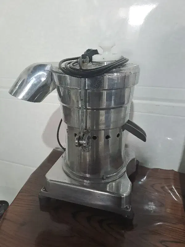 آب میوه گیری صنعتی|آبمیوهگیر و آبمرکباتگیر|الیگودرز, |دیوار