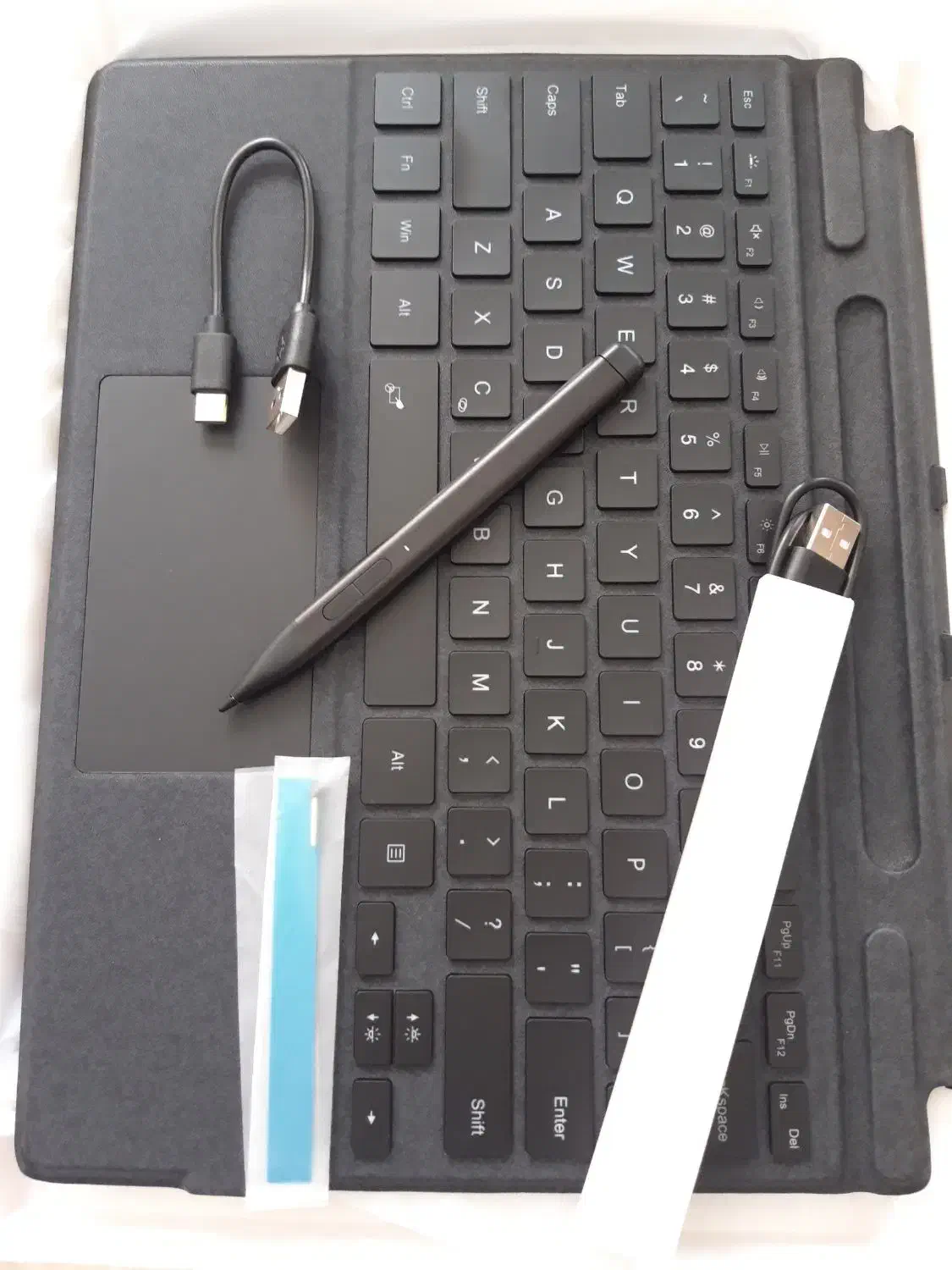 کیبورد و قلم سرفیس پرو 8تا11 بلوتوثی آکبند|قطعات و لوازم جانبی رایانه|یزد, |دیوار