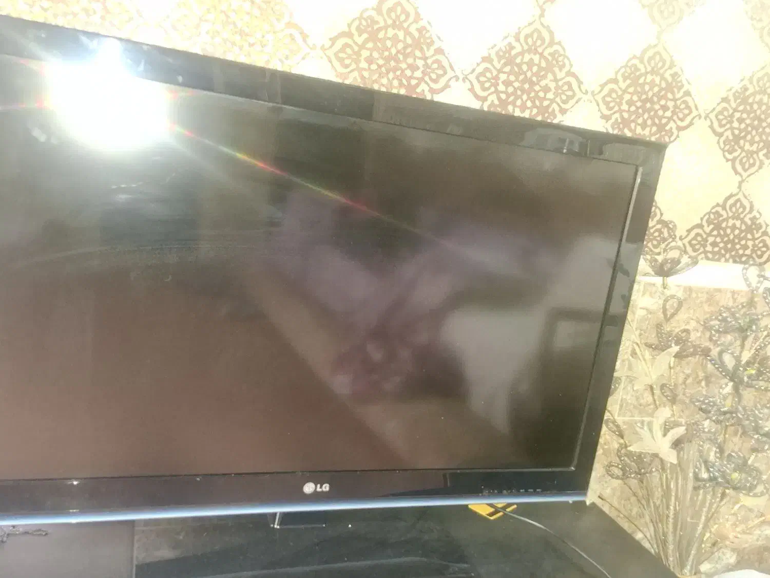 تلوزیون ال جی|تلویزیون و پروژکتور|شیراز, کوشک میدان|دیوار
