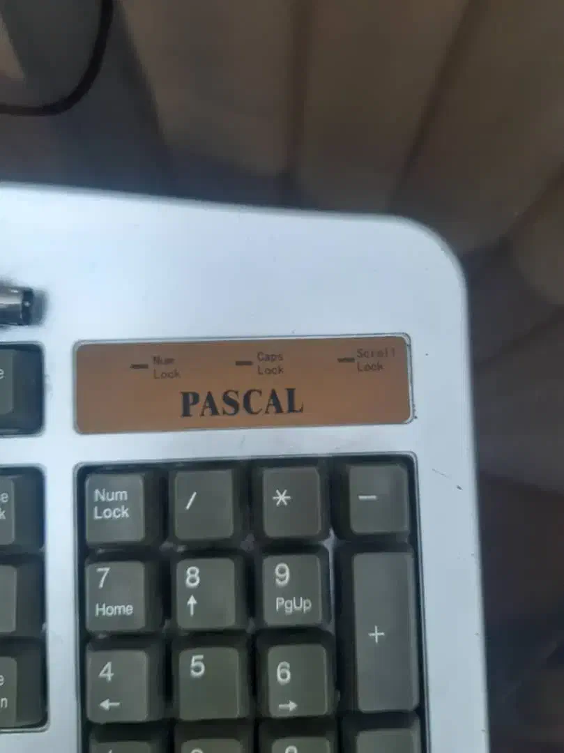 کیبورد پاسکال|قطعات و لوازم جانبی رایانه|همدان, |دیوار