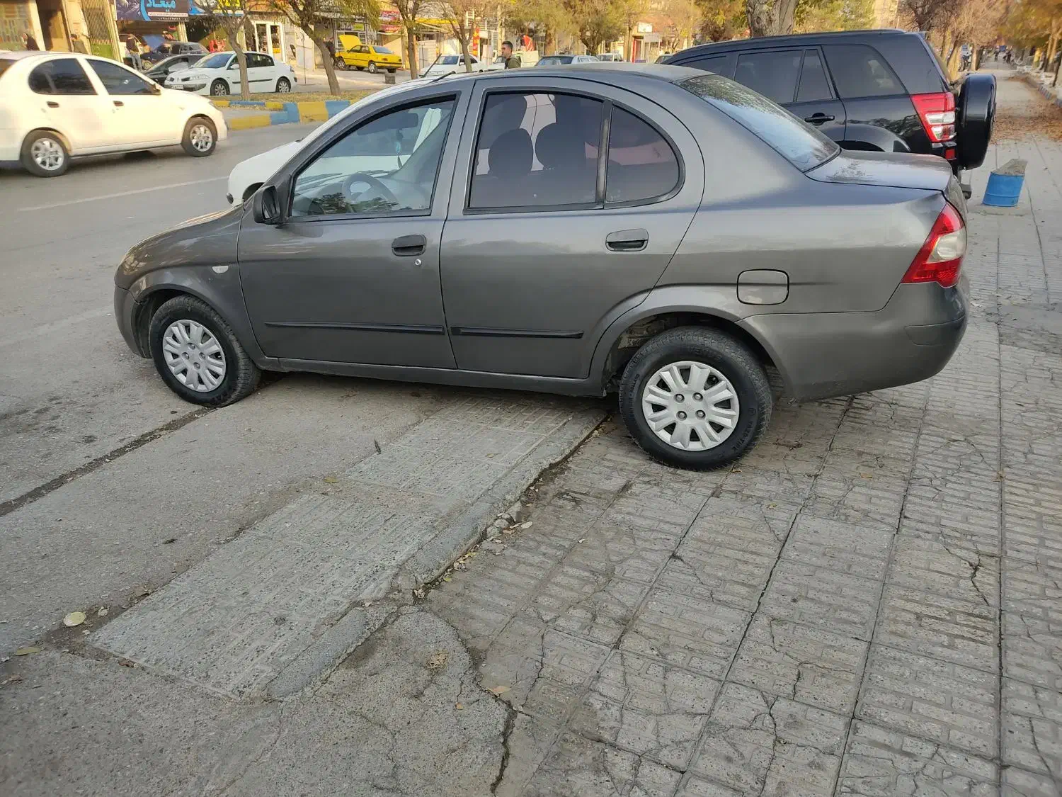 تیبا  مدل ۹۳|خودرو سواری و وانت|اسلام‌‌آباد غرب, |دیوار