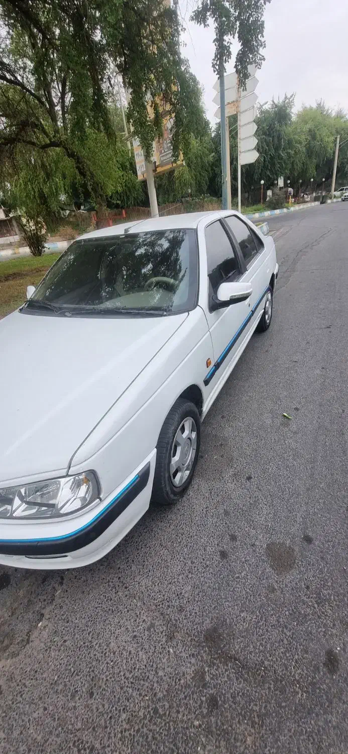 پژو پارس سفید مدل 92 بدون رنگ|خودرو سواری و وانت|دزفول, |دیوار