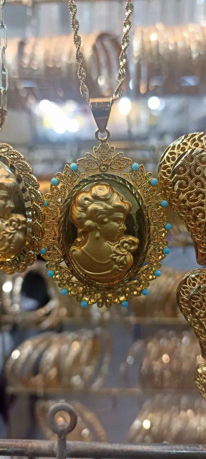 پلاک و زنجیر بدلیجات|بدلیجات|شوش, |دیوار