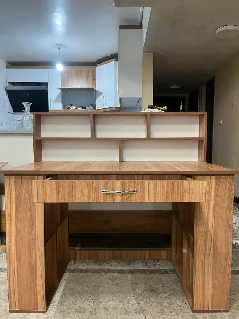 میز تحریر MDF در حد نو|میز تحریر و کامپیوتر|فولادشهر, B6|دیوار