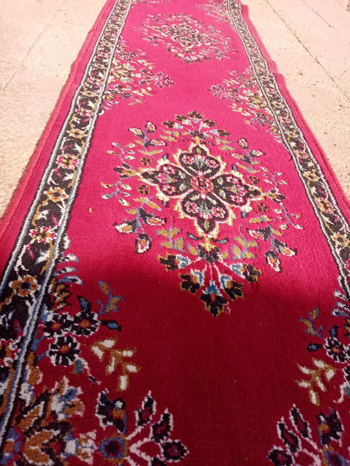 کناره|فرش|تربت‌حیدریه, بی بی حسنیه|دیوار