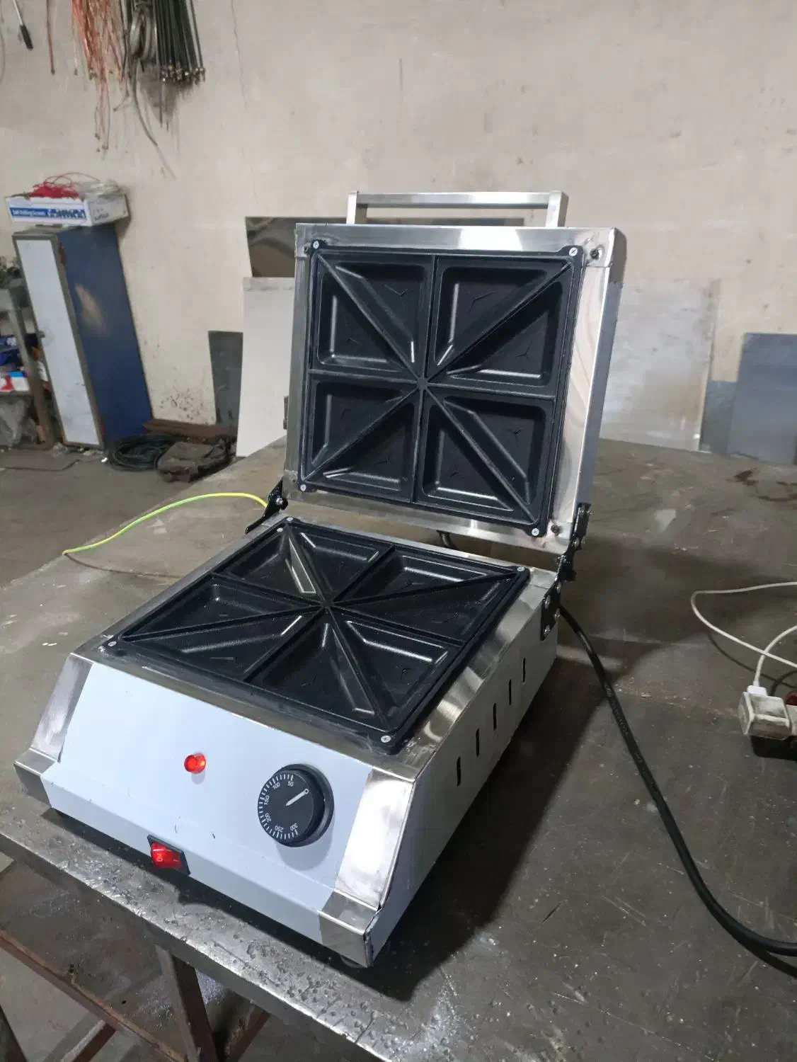 اسنک ساز 4 تایی صنعتی|اجاق گاز و لوازم برقی پخت‌وپز|رباط‌کریم, شهرک صنعتی ده‌حسن|دیوار