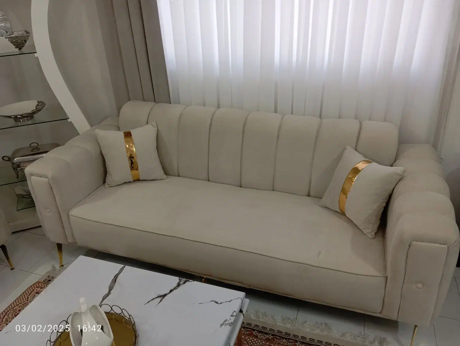 مبل،8نفره، نو نو،سالم وشیک|مبلمان خانگی و میز عسلی|قائم‌شهر, |دیوار