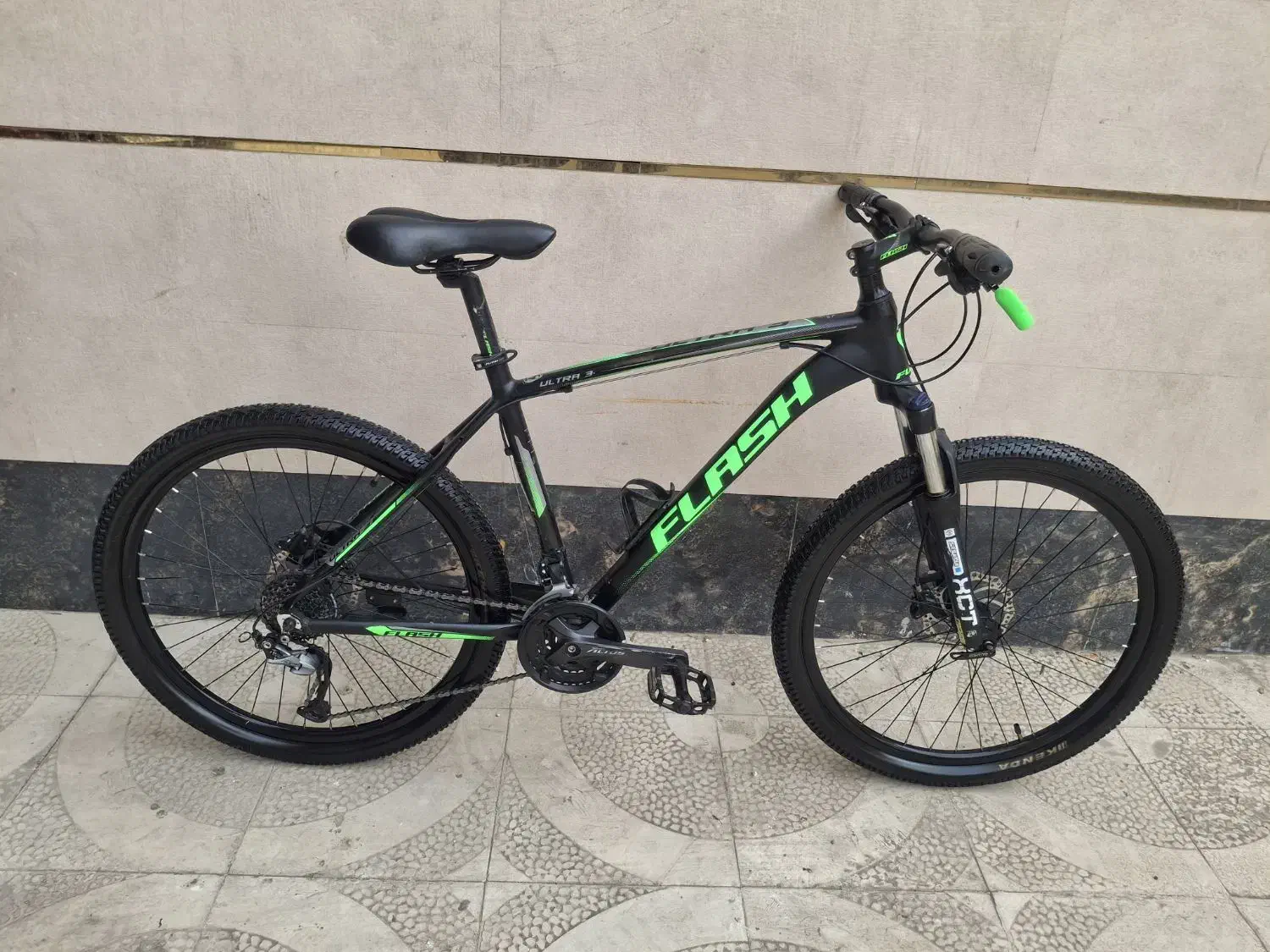 دوچرخه 26 فلش 27 دنده حرفه ای|دوچرخه، اسکیت، اسکوتر|مشهد, الهیه|دیوار