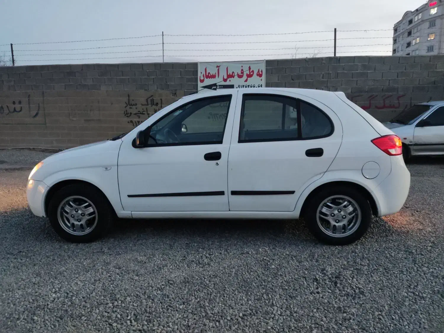 تیبا۲ در حد|خودرو سواری و وانت|اندیشه, اندیشه فاز ۱|دیوار