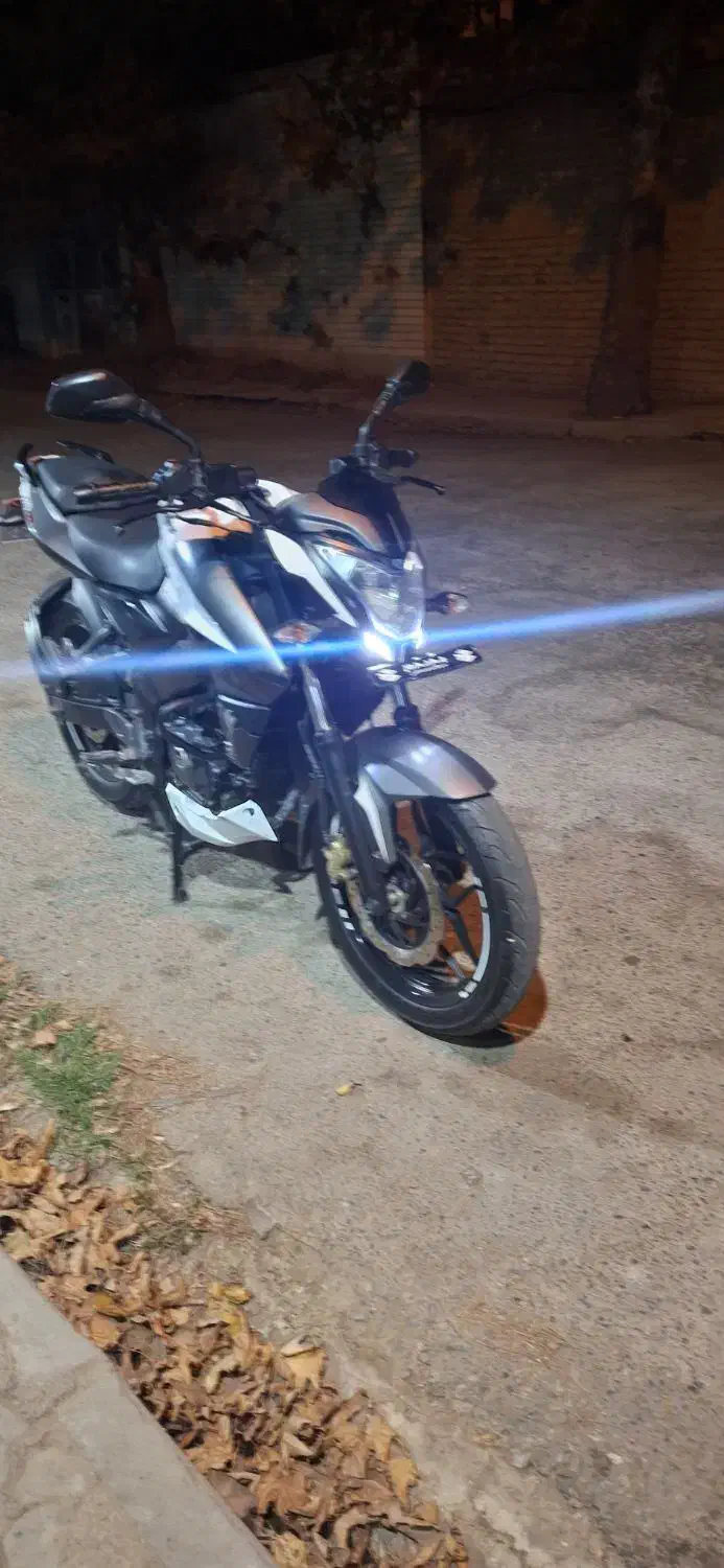 ns 200 مزایده|موتورسیکلت|میاندوآب, |دیوار