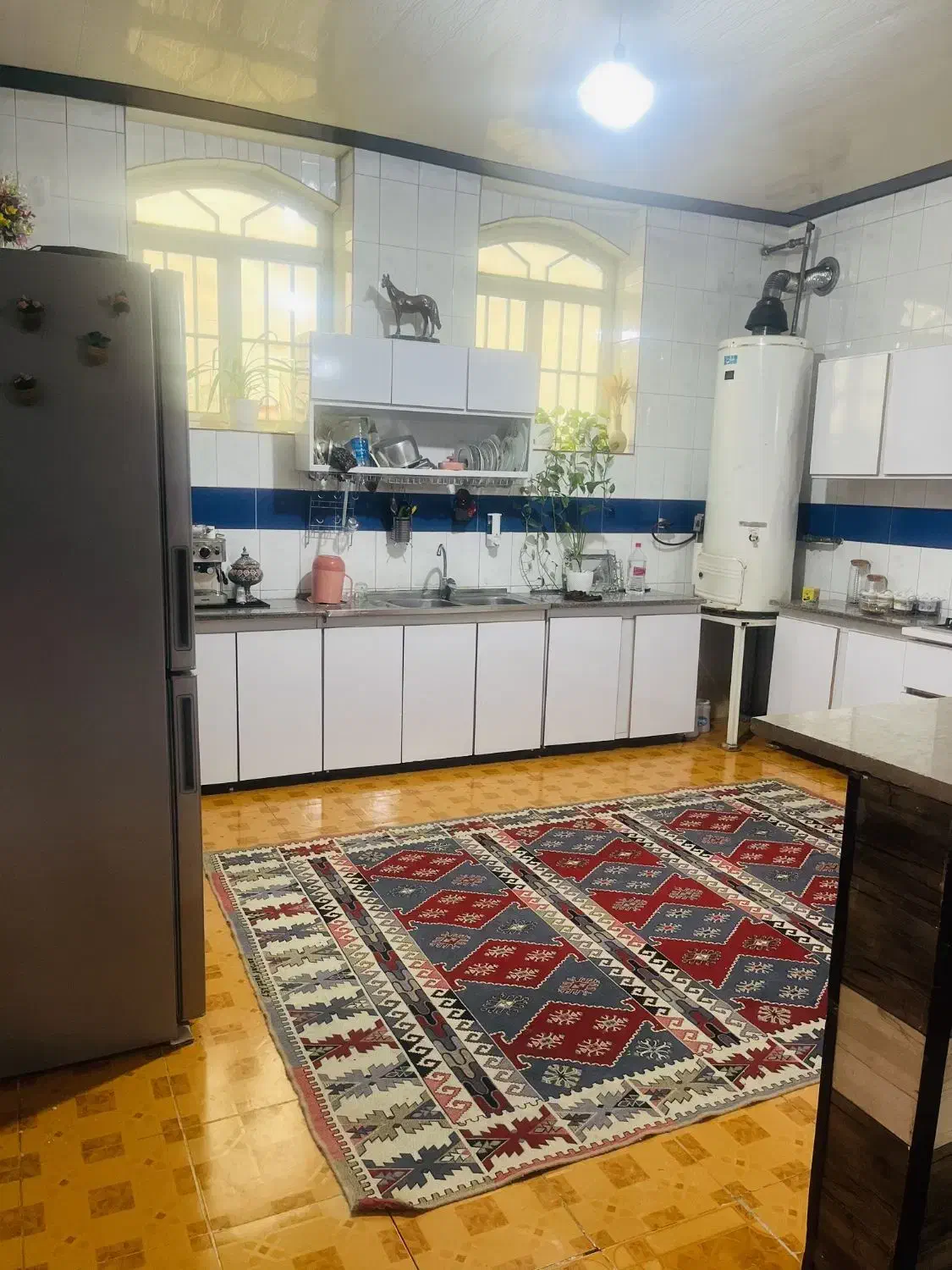 رهن کامل منزل سه خواب معام|اجارهٔ خانه و ویلا|مرودشت, فاز دوم شهرک فرهنگیان|دیوار