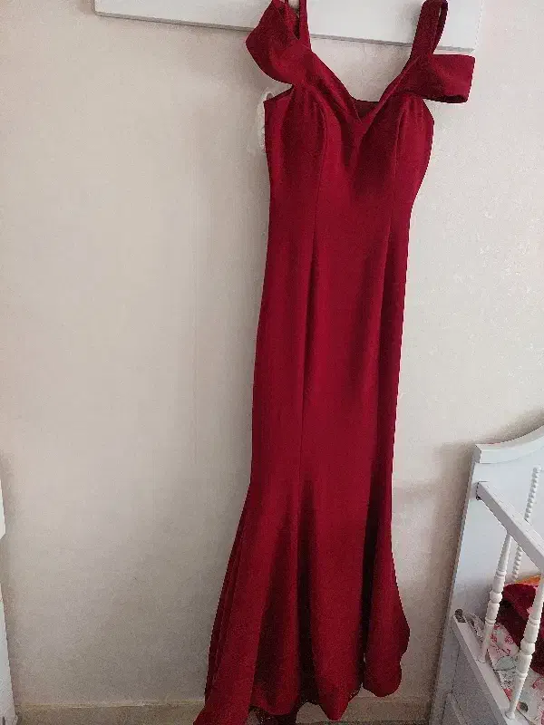 پیراهن‌ماکسی|لباس|هشتگرد, شهرک ارم غربی|دیوار