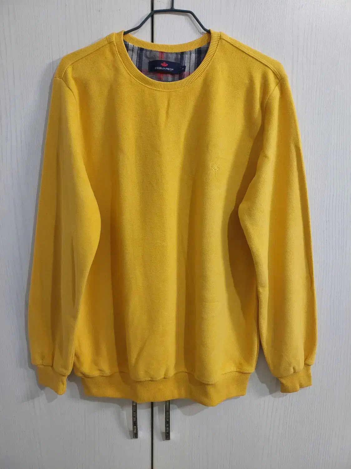 دورس پاییزه|لباس|لاهیجان, شیشه گران|دیوار