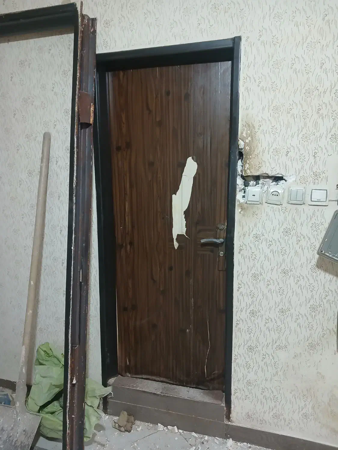 درب اتاقی ، سرویس ، ورودی|حراج|مشهد, ابوذر|دیوار