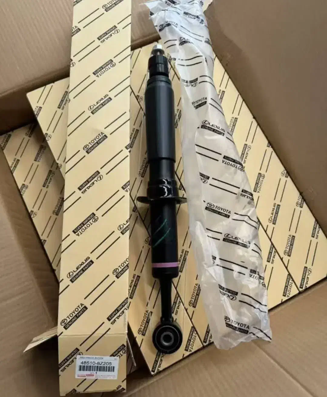 قطعات یدکی تویوتا کمری هایلوکس پرادو لندکروز کرولا|قطعات یدکی و لوازم جانبی|تهران, بهارستان|دیوار