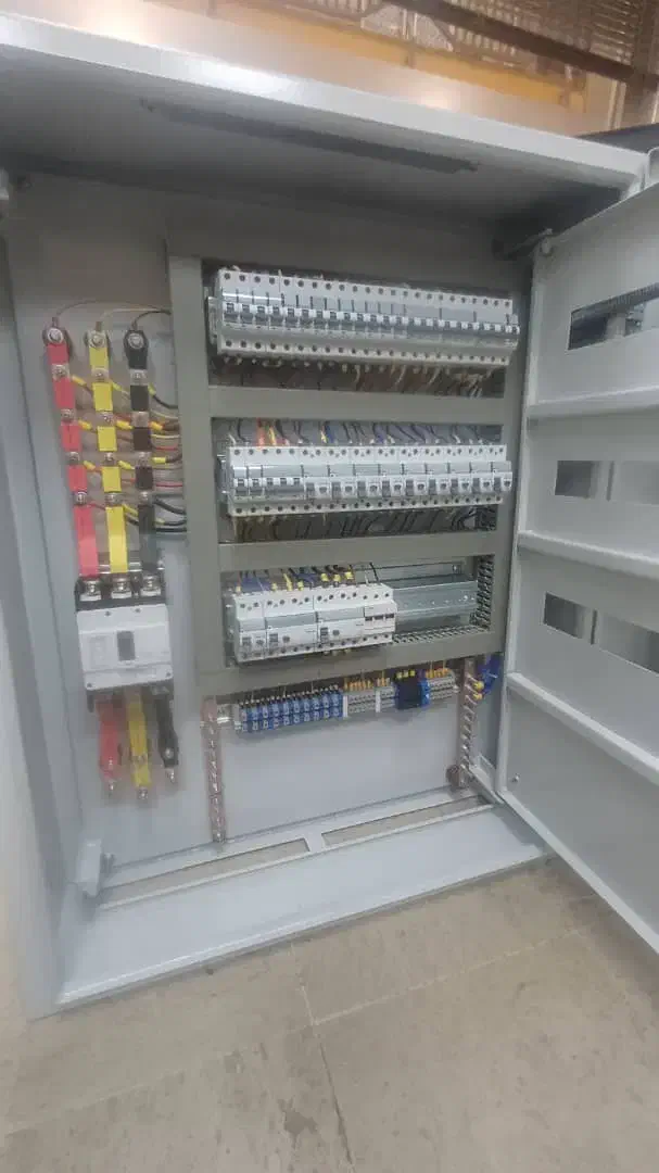 مونتاژ تابلو برق فرمان و قدرت صنعتی و خانگی|ماشینآلات صنعتی|تهران, فردوسی|دیوار