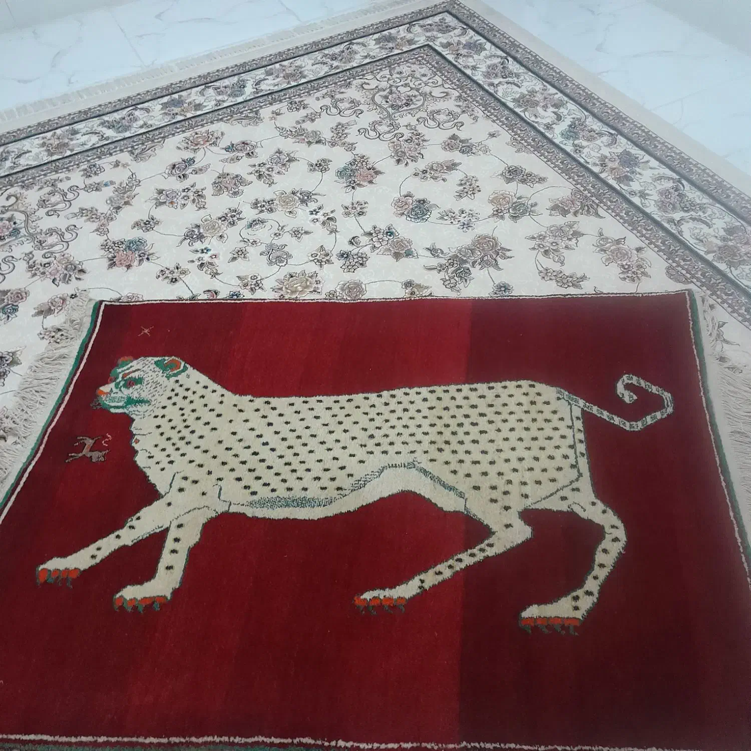 قالی ترکی|فرش|شیراز, میانرود|دیوار