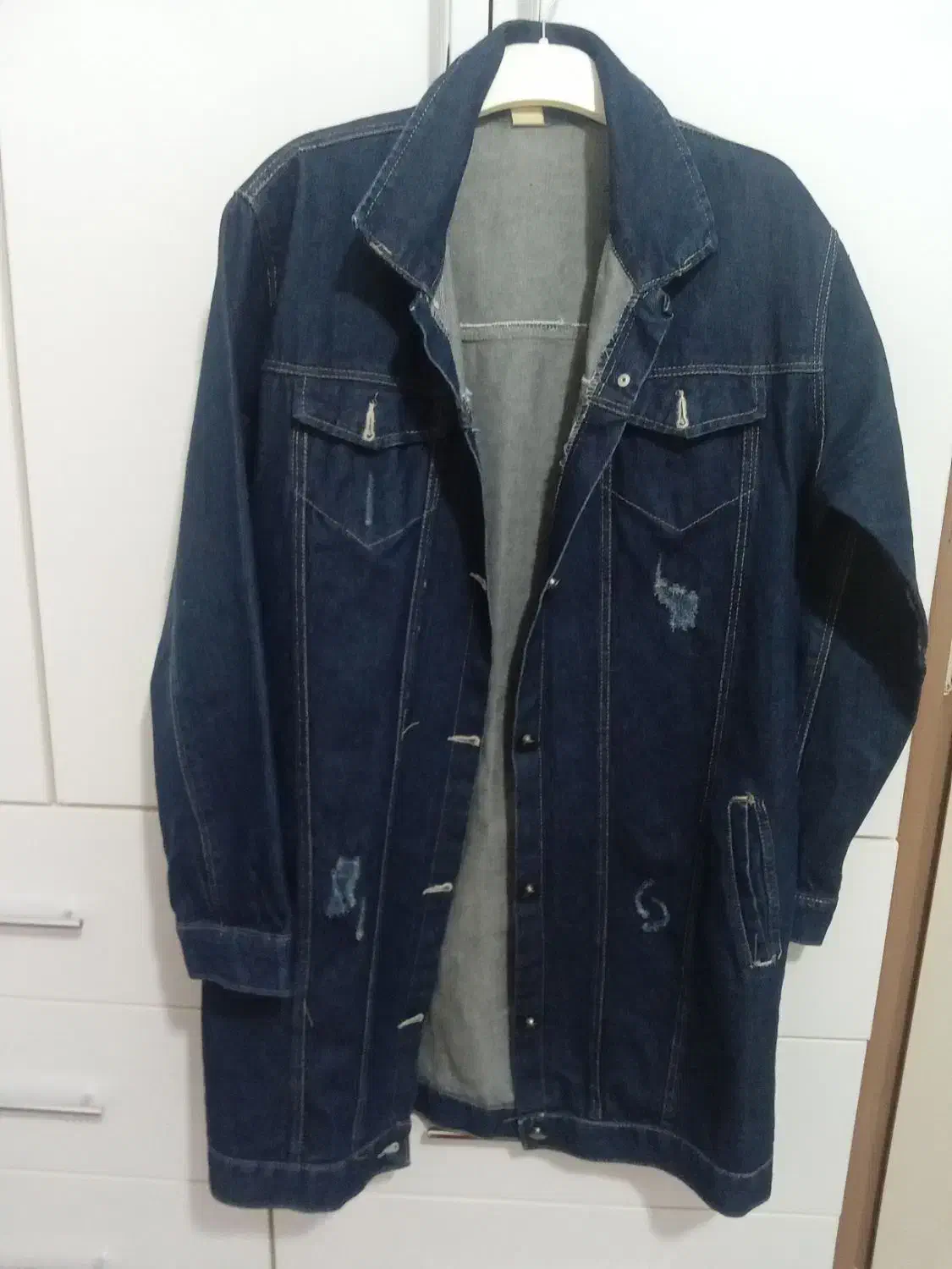 مانتو|لباس|سقز, |دیوار