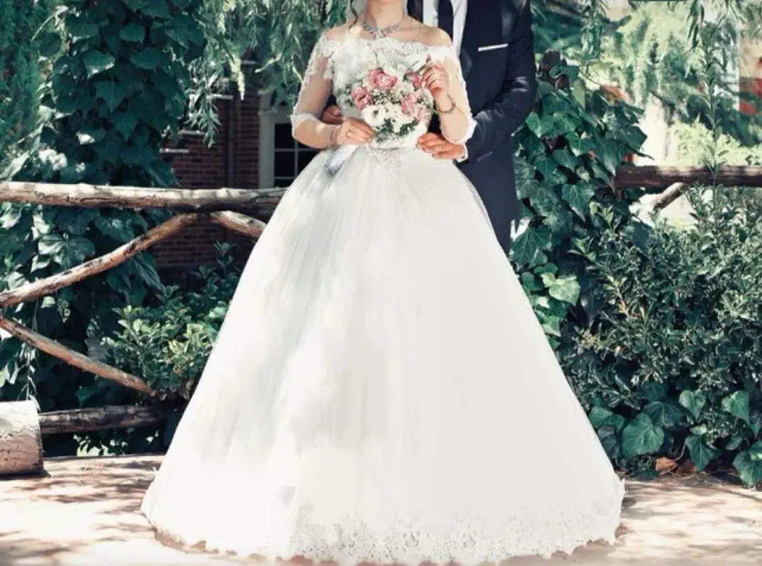 لباس عروس در حد نو|لباس|کرج, گلشهر|دیوار