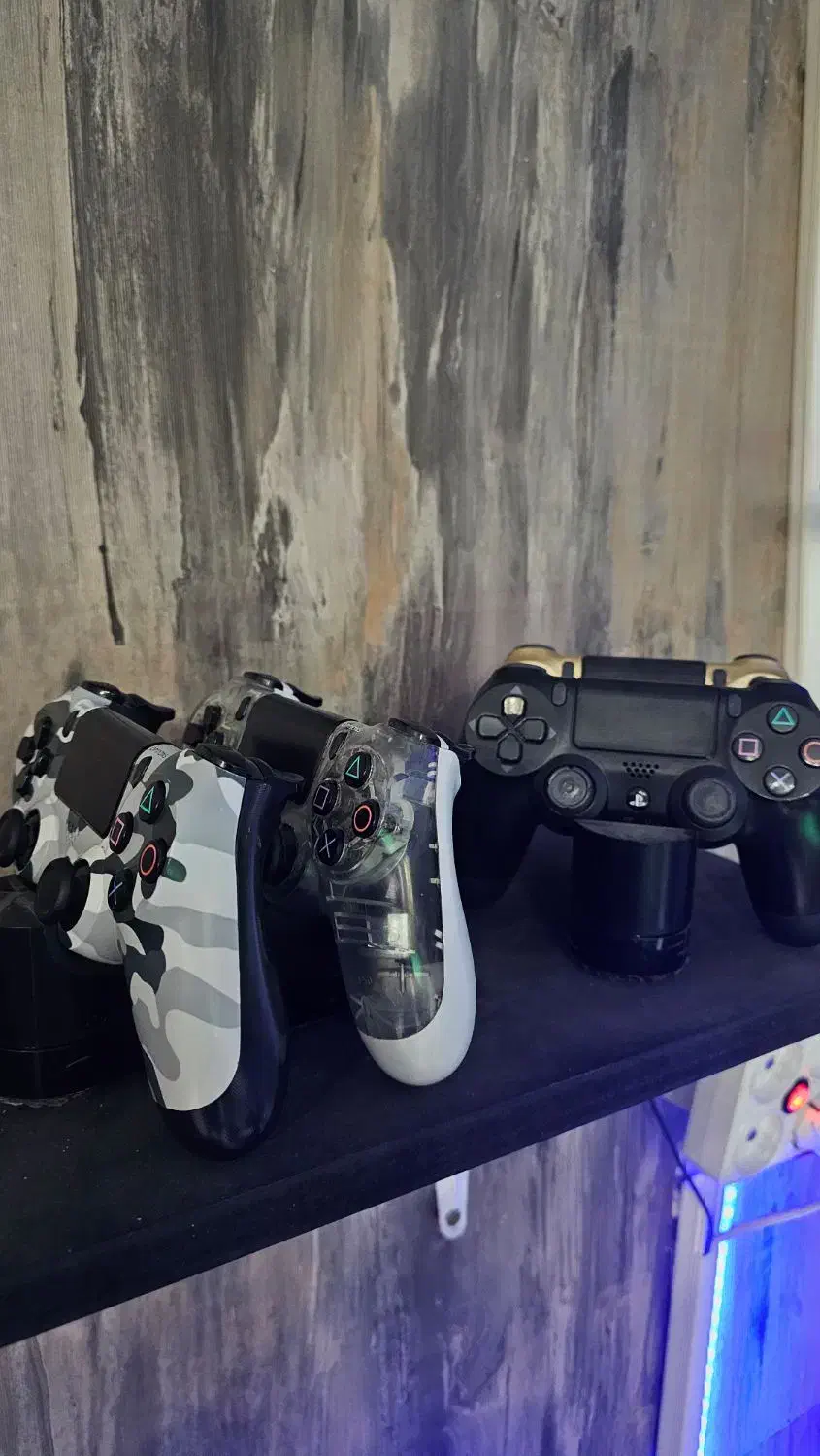 پلی ۴ پرو  ps4 pro|کنسول، بازی ویدئویی و آنلاین|اصفهان, ملک‌شهر|دیوار