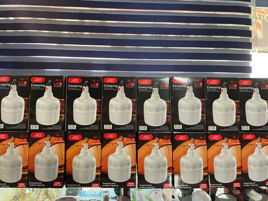 لامپ اظطراری ۴۰ وات آکو موجود شد|لامپ و چراغ|ملایر, |دیوار