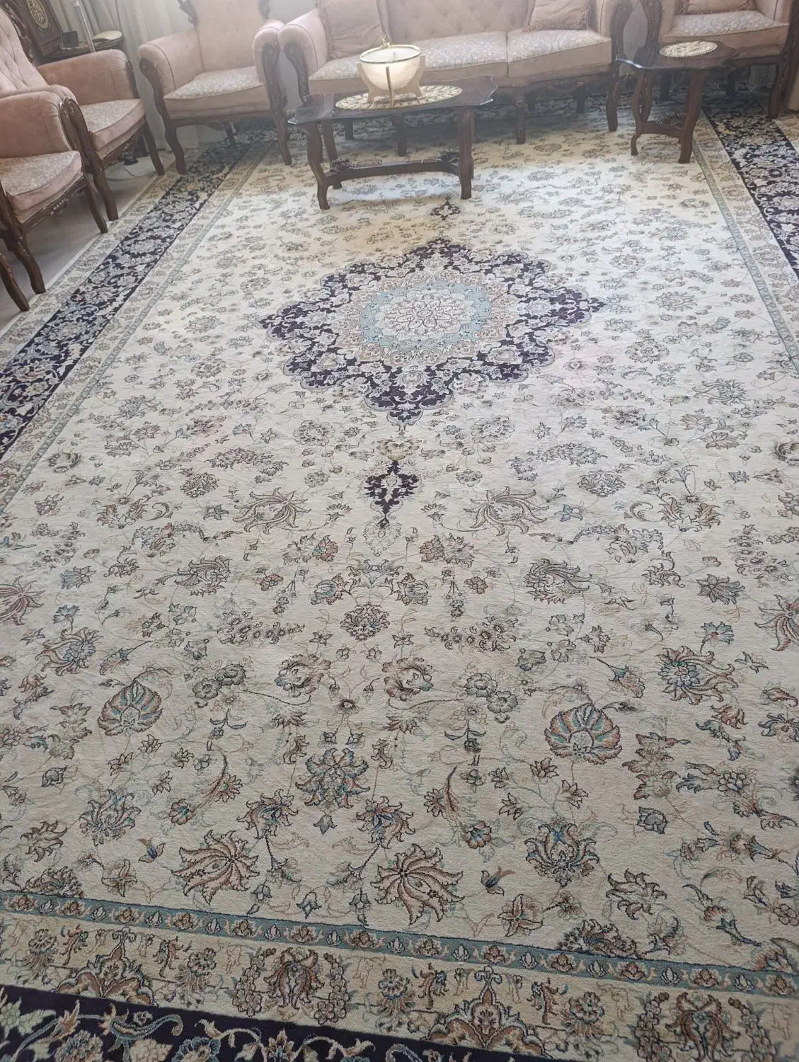 فرش ۲۴متری درجه یک فرش مشهد|فرش|اصفهان, کوی میلاد|دیوار