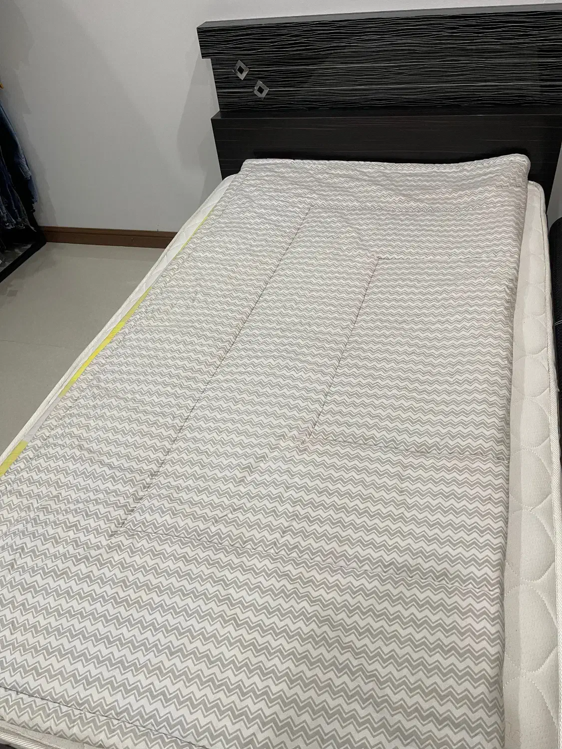 تخت با تشک ترک|تخت و سرویس خواب|سرخرود, |دیوار