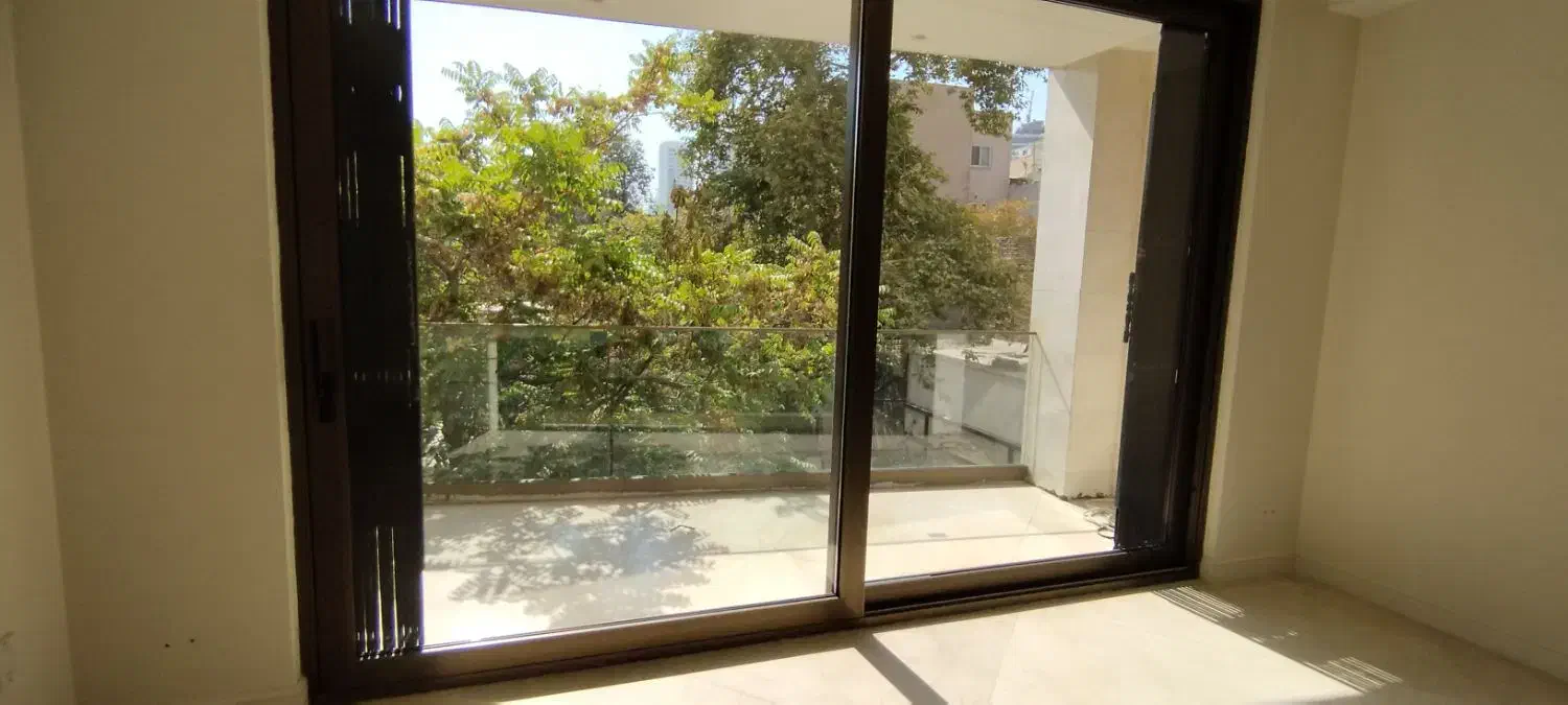 فرشته 140متر طبقه آخر    ((دسترسی ولیعصر واقعی))