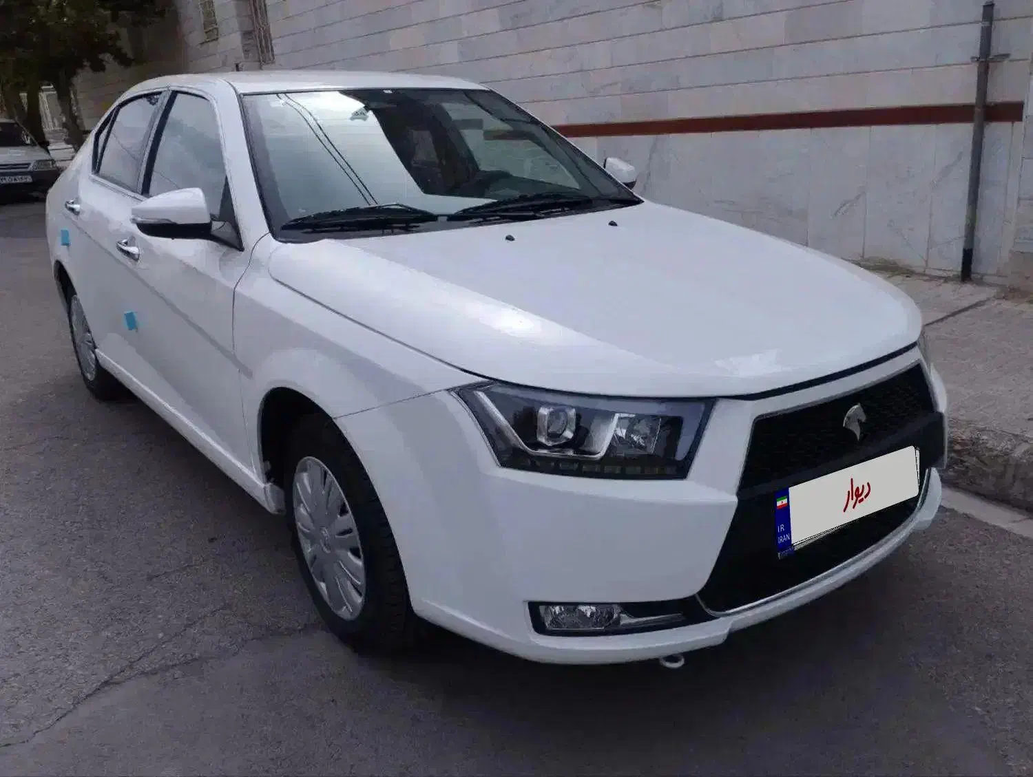 دنا پلاس ۵ دنده 1402 ( مشابه صفر )|خودرو سواری و وانت|مشهد, میعاد (شهرک غرب)|دیوار