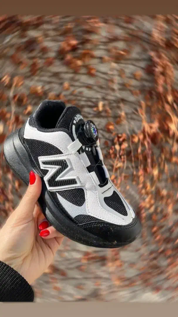 کفش مدارس new balance|کفش و لباس بچه|شیراز, سینما سعدی|دیوار