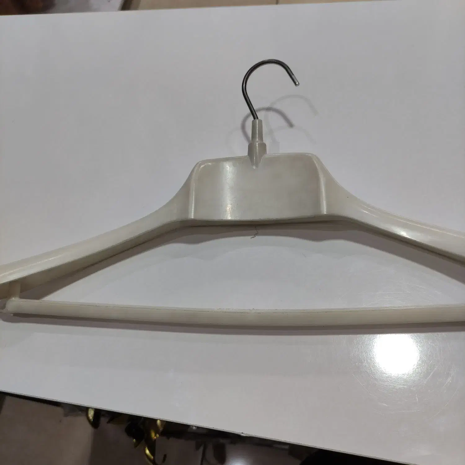 آویز لباس|بندرخت و رخت‌آویز|خوی, |دیوار