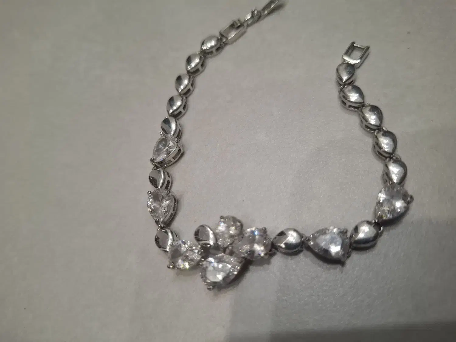 دستبند|بدلیجات|مشهد, چهارچشمه|دیوار